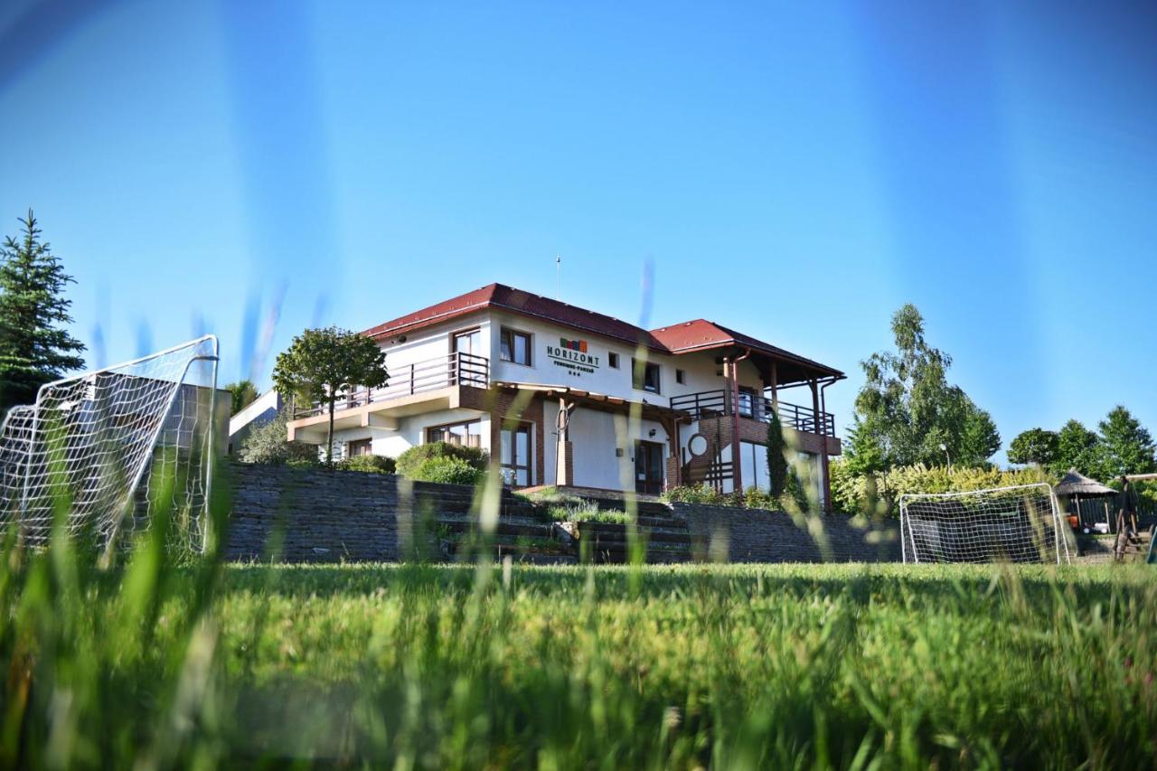 Bed and Breakfast Horizont Panzio Одорхею-Секуйеск Экстерьер фото