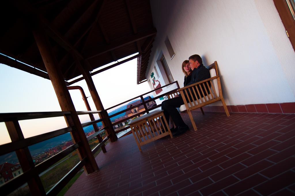 Bed and Breakfast Horizont Panzio Одорхею-Секуйеск Экстерьер фото
